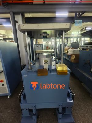 部品と電子機器の重複衝撃試験のためのSKM800バンプテストマシン