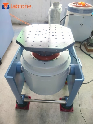 マックスサイヌ力 300Kg.fピーク (3KN) UL1642 / UN38のバッテリー実験室試験のための空気冷却振動試験システム3
